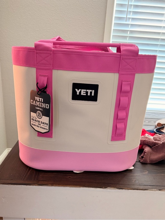 Yeti Handbags - Yeti Pink & Cream Camino Tote Cooler